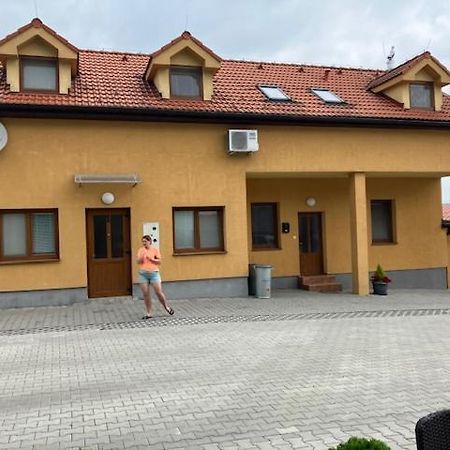 Apartmanovy Dom Slavia Bojnice Exterior photo