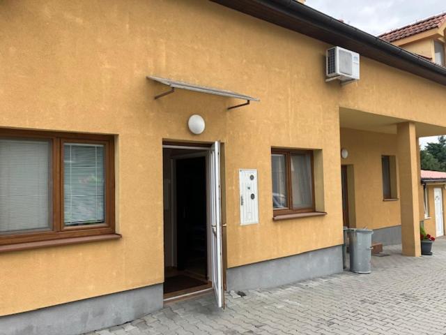 Apartmanovy Dom Slavia Bojnice Exterior photo